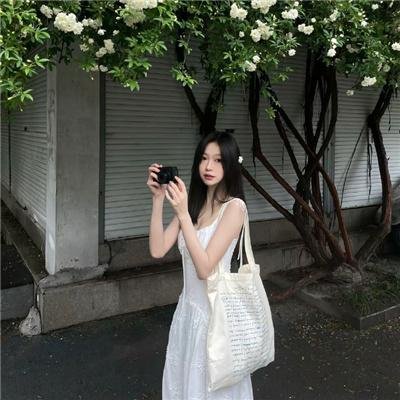 战火中的女神