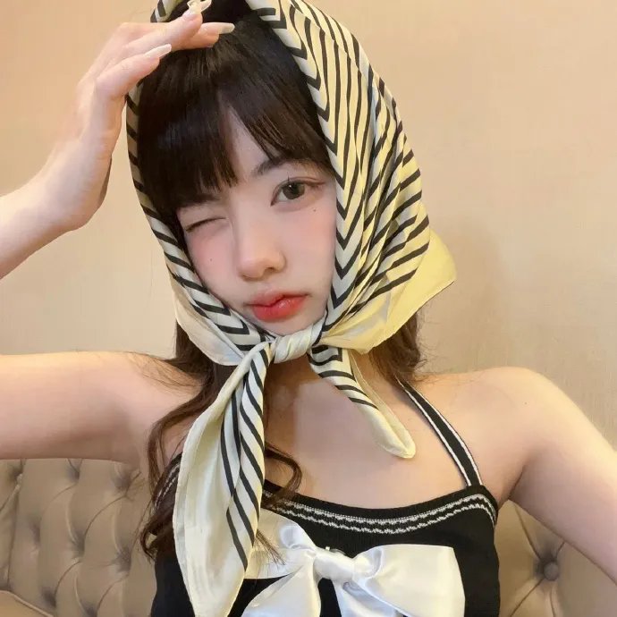 卧底